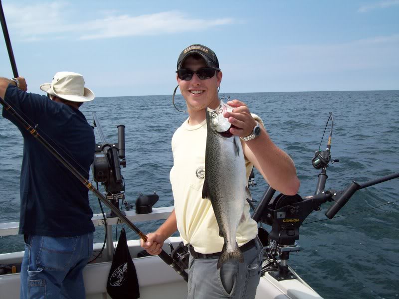 2010LakeOntarioFishing008.jpg