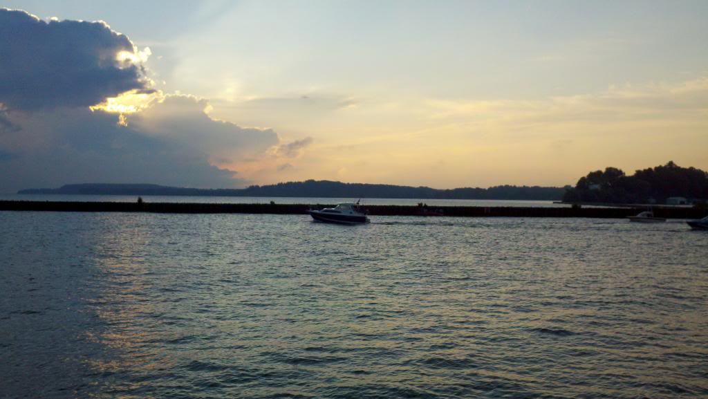 2013-08-03_06-43-17_732_zps282aad1c.jpg