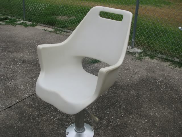 BoatSeat.jpg