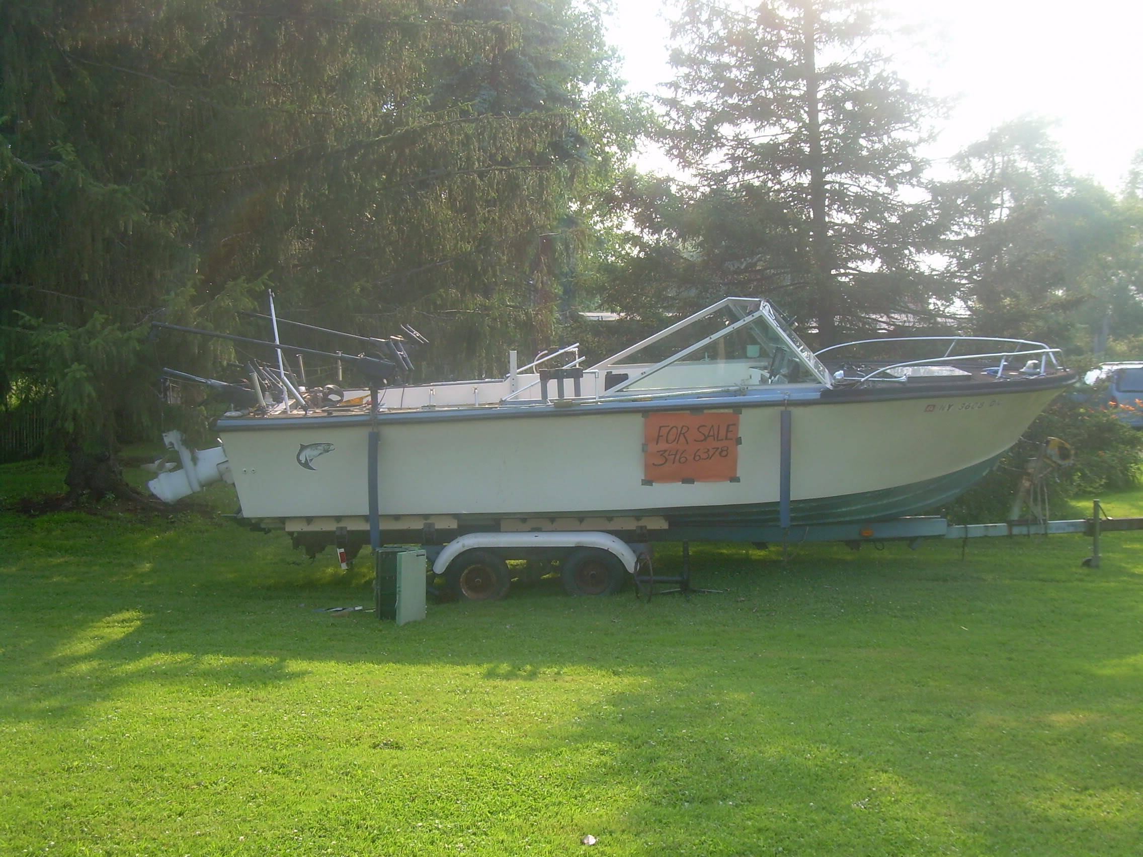 ChicsBoat.jpg
