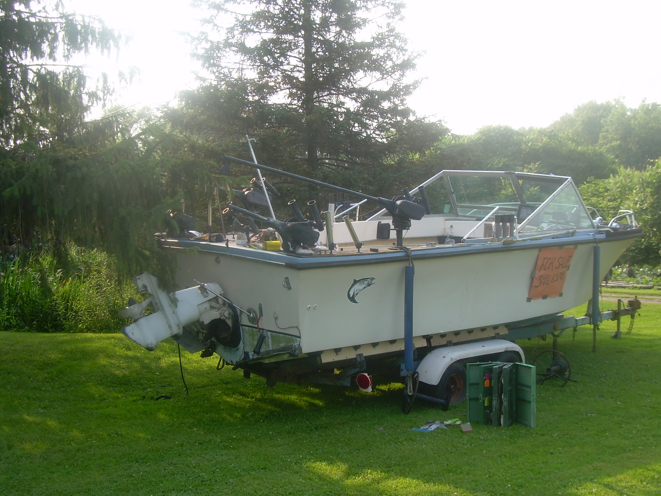 ChicsBoat1.jpg