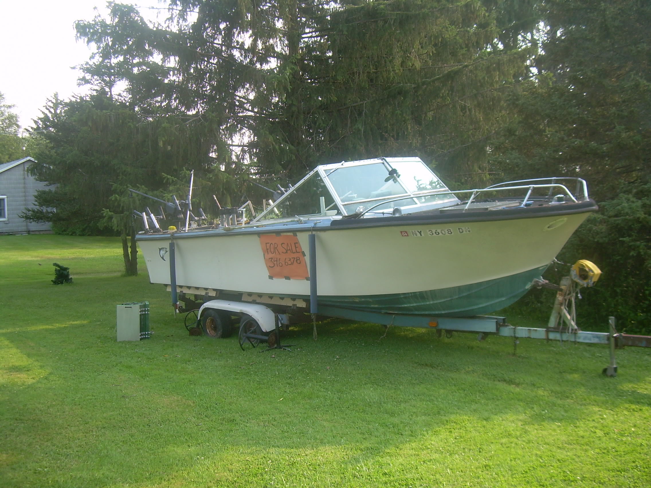 ChicsBoat2.jpg
