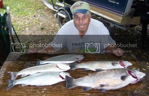 Copyof2010fishing093.jpg