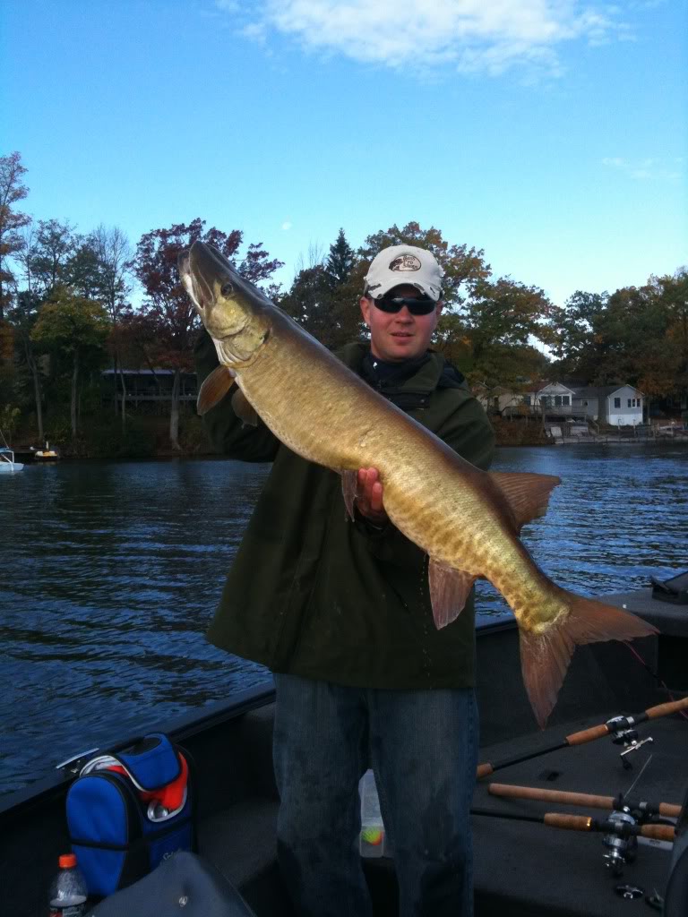 Musky_2_Waneta_Lake.jpg