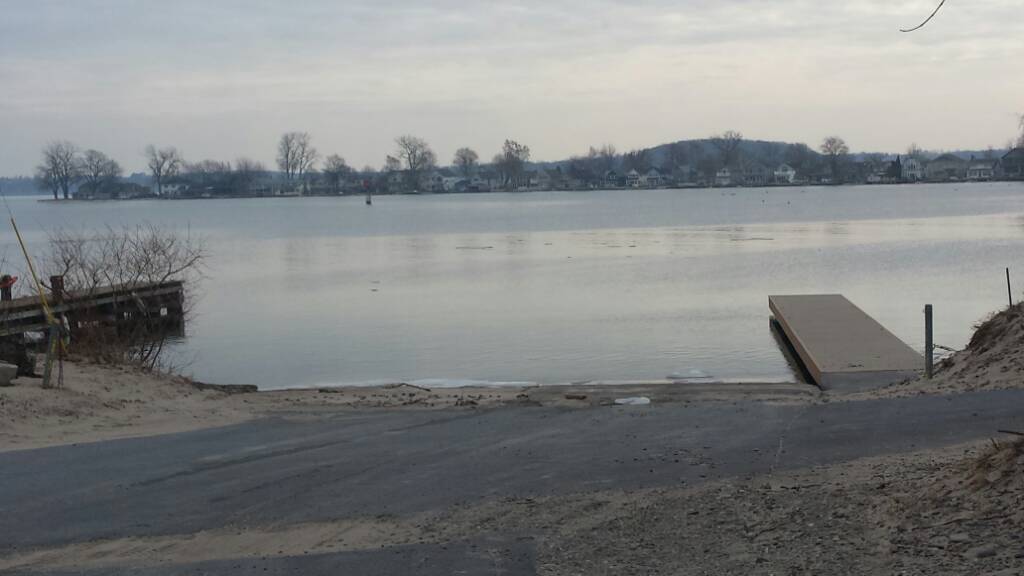 Sodus coast guard launch Open Lake Discussion Lake Ontario United