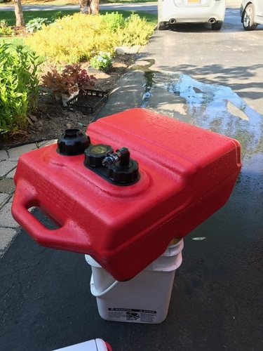 6 gal gas tank.jpg
