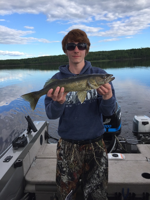 Lac Seul Walleye Fishing - Ontario Fishing & Hunting Outfitter Mini-Sites