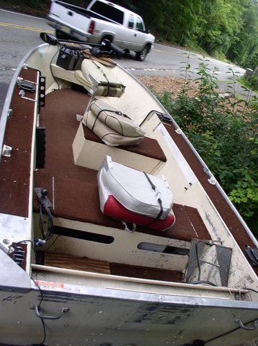 Boat 002.JPG