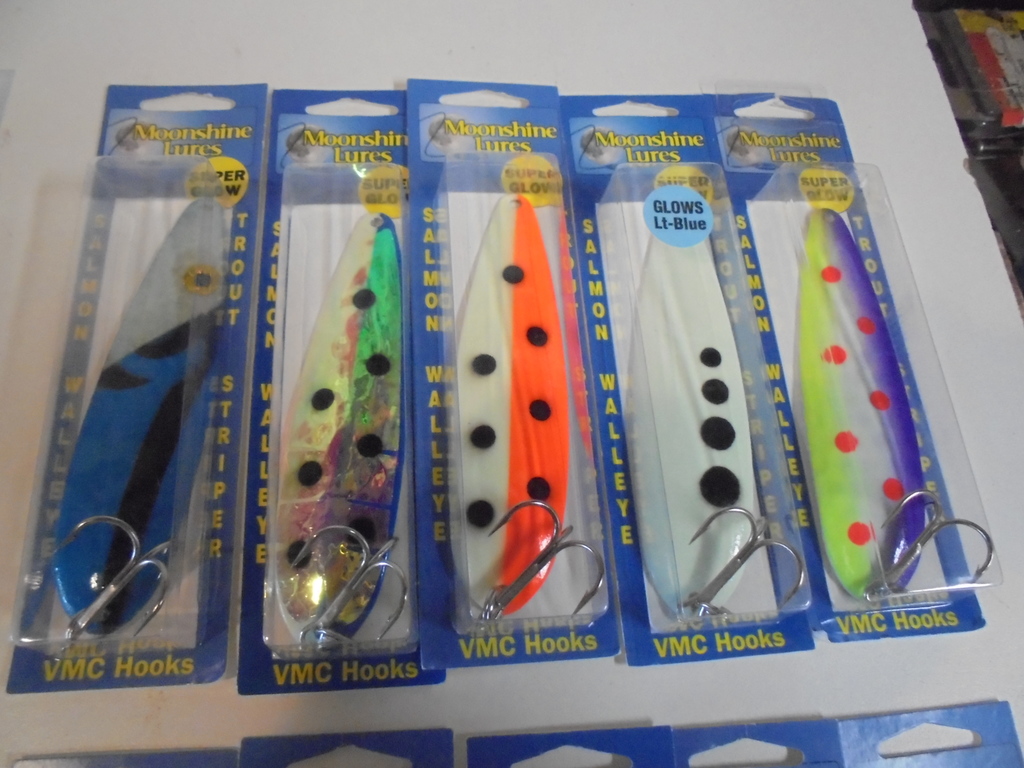 20-SUPER GLOW MOONSHINE LURES-5-MAGS - Classifieds - Buy, Sell, Trade or  Rent - Lake Ontario United - Lake Ontario's Largest Fishing & Hunting  Community - New York and Ontario Canada