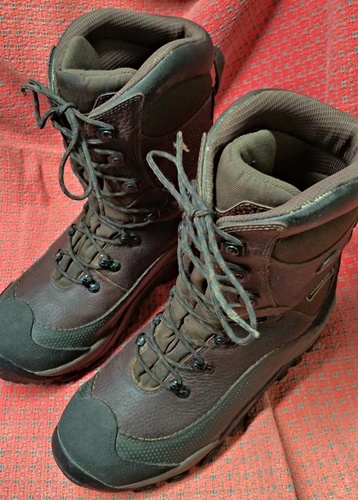Boots.01.jpg