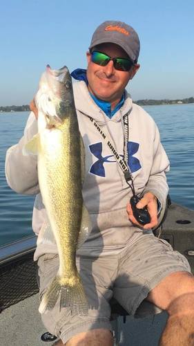 Chris Cinelli with Walleye.jpg
