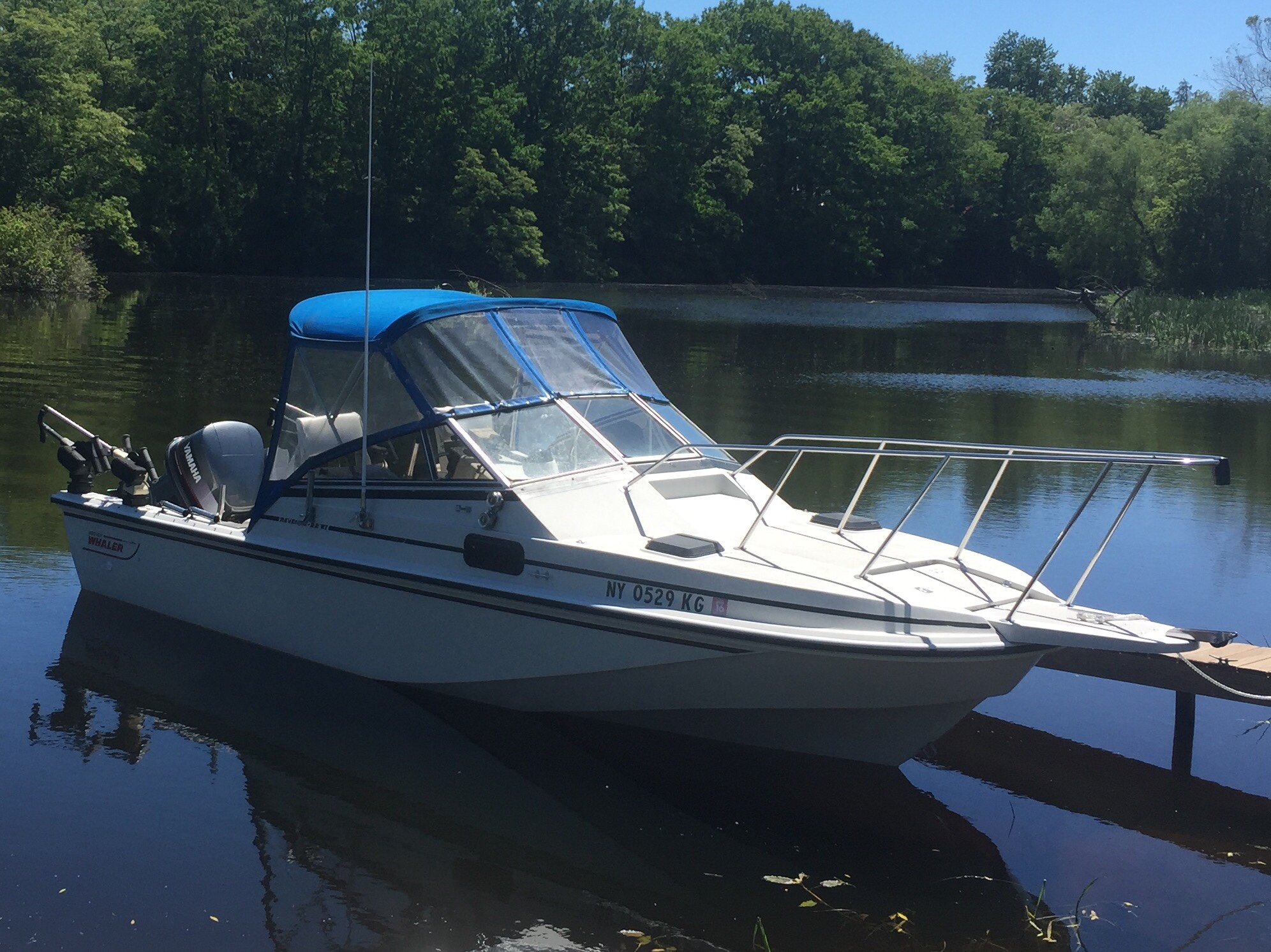 1989 Boston Whaler 22ft Revenge Cuddy Walk Through Boats For