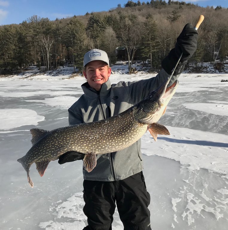 Ice fishing Great Sacandaga Lake - Ice fishing - Lake Ontario United - Lake  Ontario's Largest Fishing & Hunting Community - New York and Ontario Canada