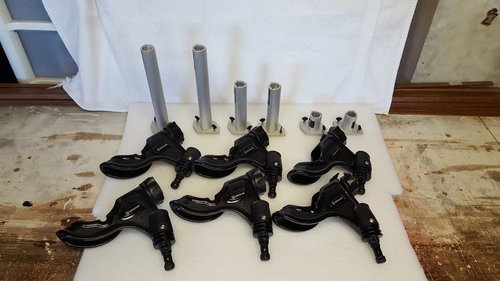 Holder 1.jpg