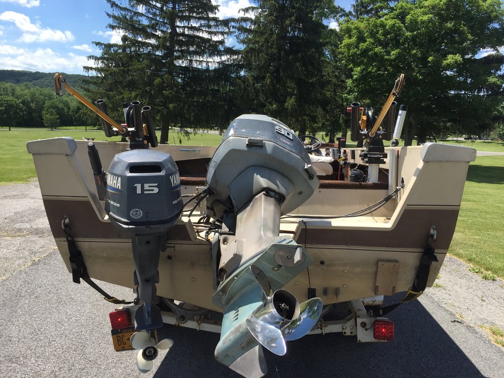 Crestliner Aluminum Boat 18' 7" Boats for Sale Lake Ontario United Lake Ontario's Largest