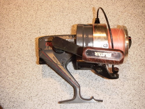 Vintage Silstar reel good for parts Just $10 b.JPG