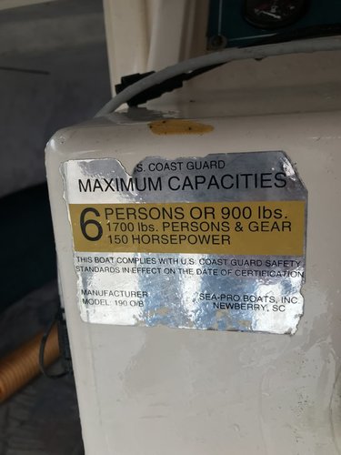 cap sticker.JPG