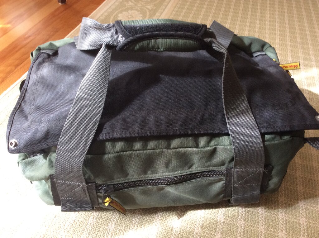 BRAND NEW Bass Pro Shops duffel bag - Classifieds - Buy, Sell, Trade or Rent - Lake Ontario ...