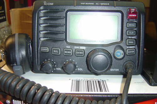 Icom Ic-M504 VHF Marine radio 001.JPG