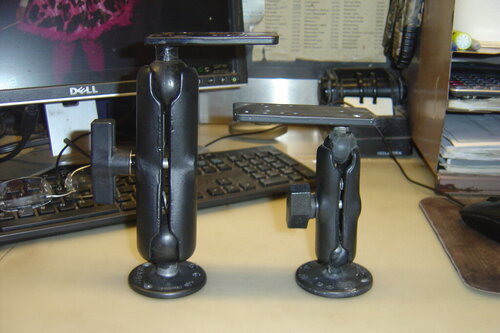 2 used RAM mounts 001.JPG