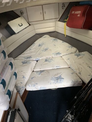 10_Cabin.jpg