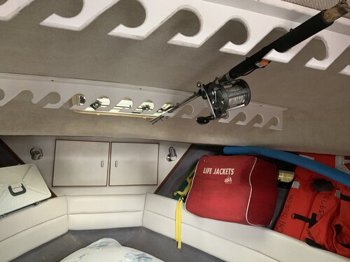 11_Cabin_Rodholders.jpg