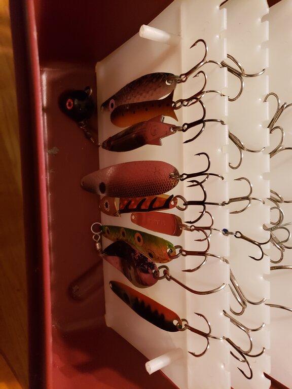 special mate box and 52 spoons Classifieds Buy, Sell, Trade or Rent