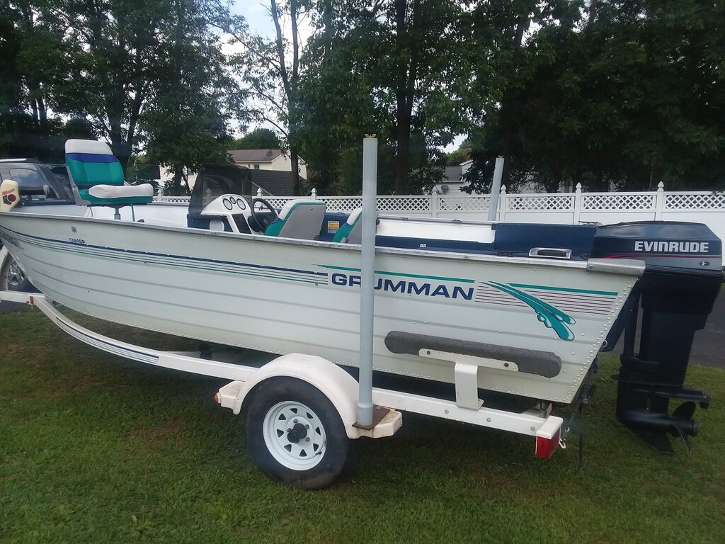REDUCED!!!1995 Grumman model1784SP boat/trailer/motor...4000