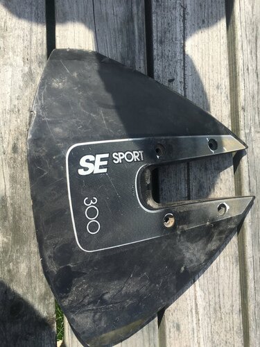 hydrofoil.thumb.JPG.e40b5224a3ad131b186d44f9aeac684b.JPG