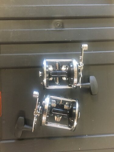 375811372_2pennreels.thumb.JPG.109651e89430ee72f6a47094c00b46b0.JPG