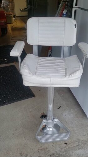 Helm Seat.jpg