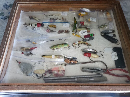 Antique Lures 2.jpg