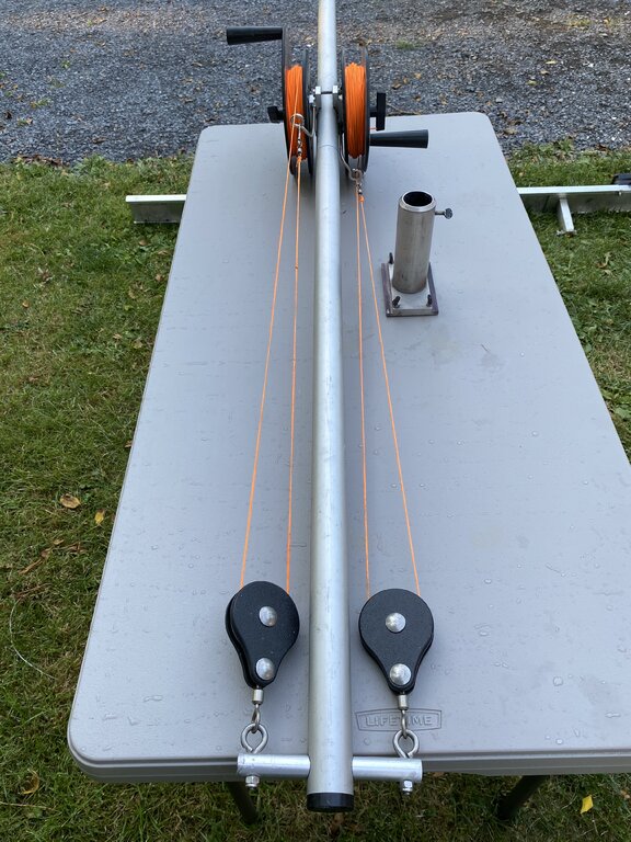 SOLD Berts dual reel 6’ Planer board mast w/ track mount base