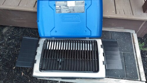 coleman grill1.JPG