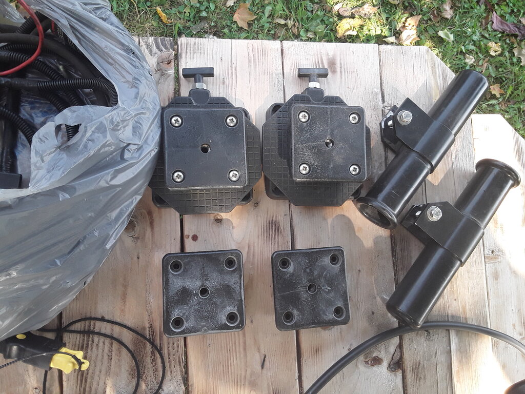 2 CANNON MAG 10 ELECTRIC DOWNRIGGERS - Classifieds - Buy, Sell, Trade