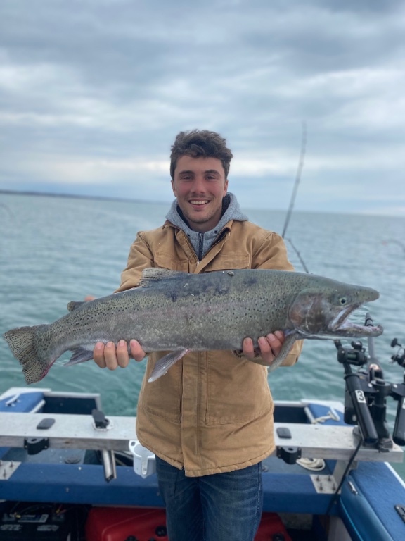 Olcott>Sixmile 5/85/9 New York Fishing Reports Lake Ontario