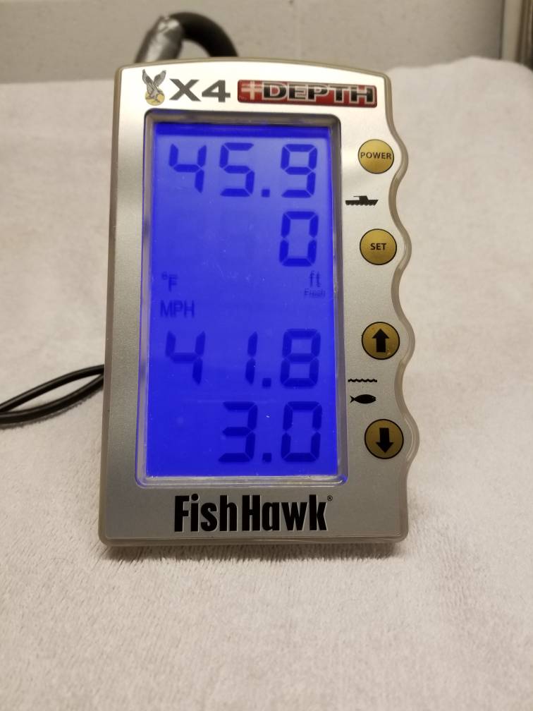 closed used fish hawk x4 +depth system Classifieds Buy, Sell