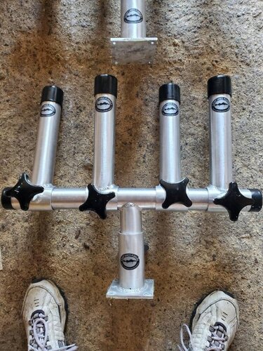 rod holder 1.jpg