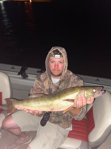 Luke - Walleye.jpeg