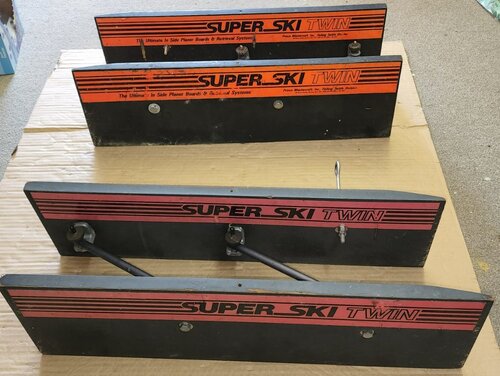 superskis.jpg