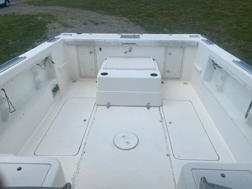 Deck without Jump Seats.jpg