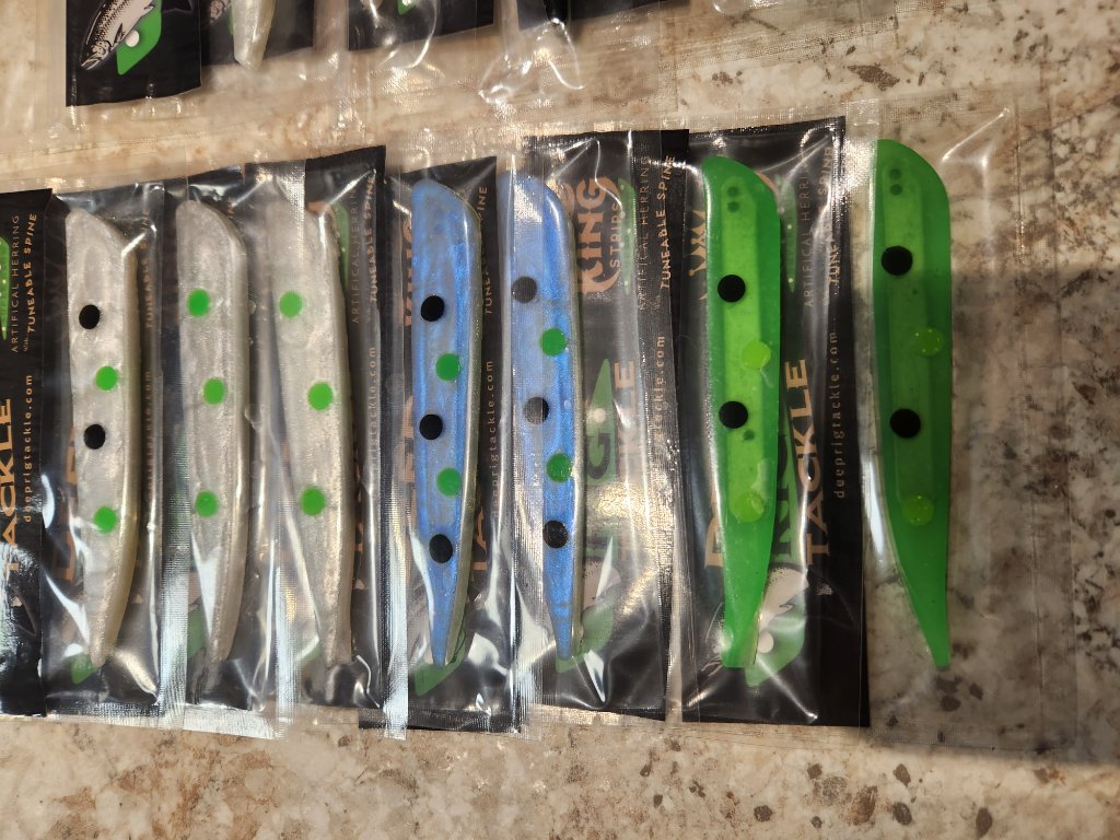 Deep Rig Tackle and John King artificial herring strips Classifieds