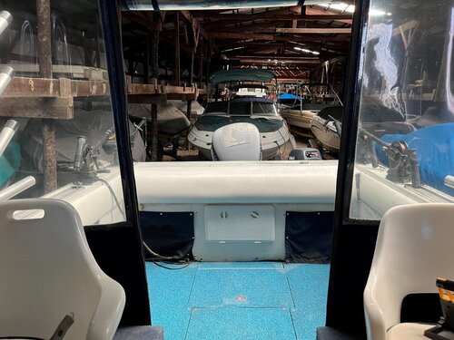 Stern lid closed.jpg