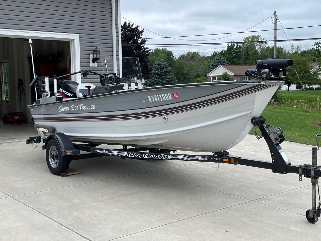 Hot Sale Aluminum Welded Fishing Bass Boat 16-Foot Lure Fishing