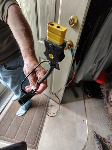 plug #1.jpg